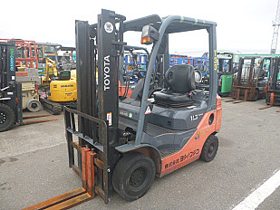 Forklift