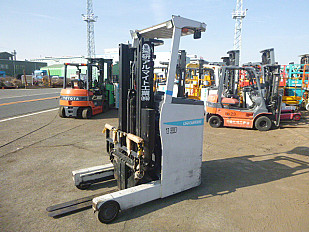 Forklift