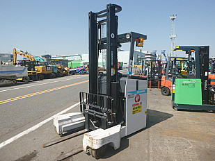 Forklift