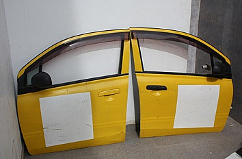 Suzuki Alto door