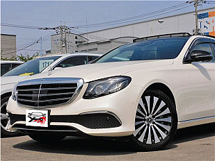 Mercedes E-CLASS 