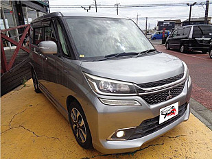 Mitsubishi DELICA D2 